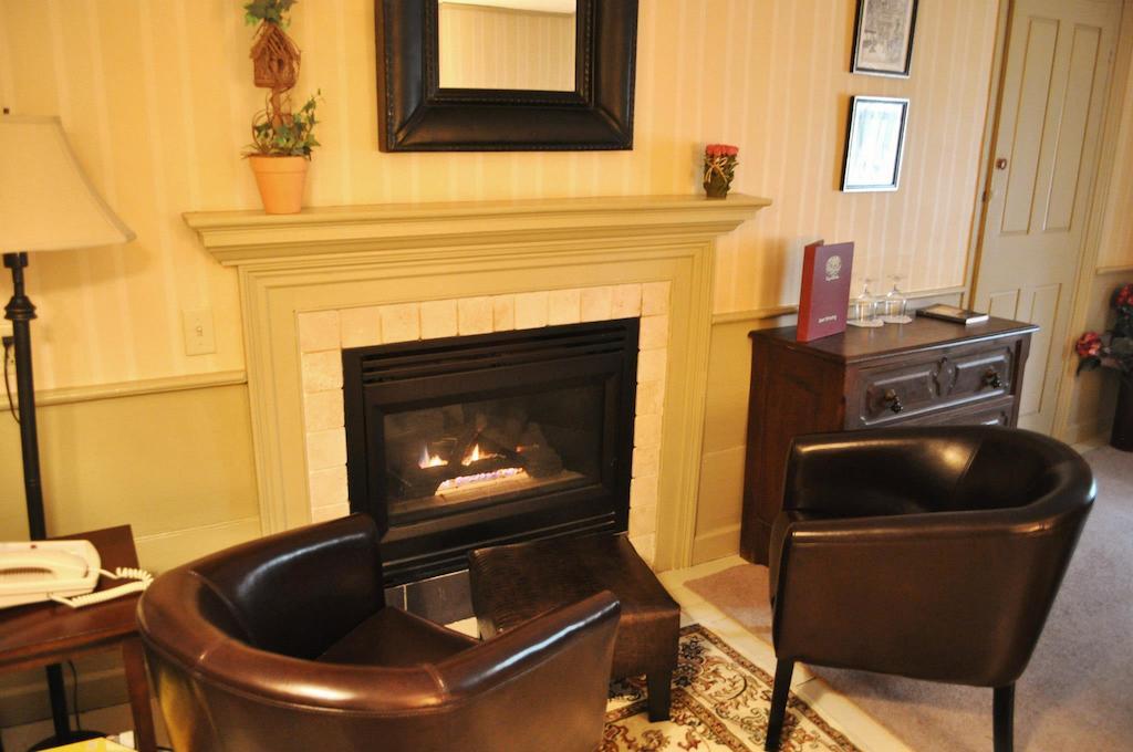 Colby Hill Inn Henniker Номер фото