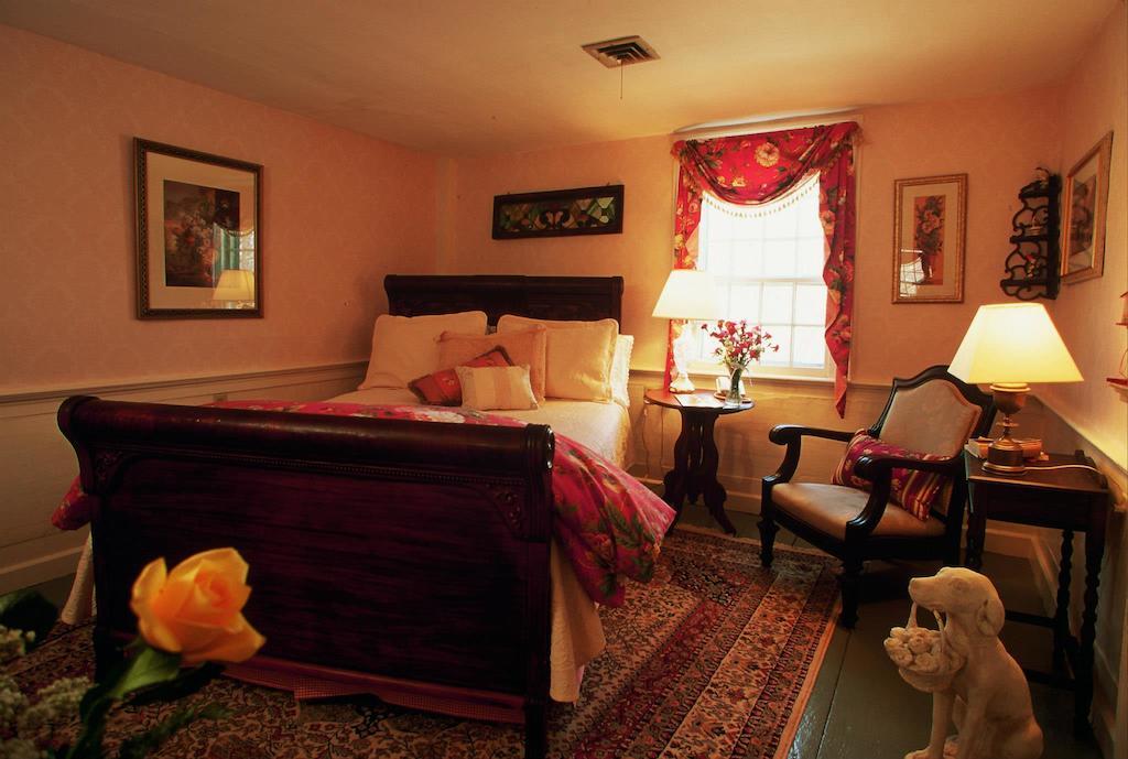 Colby Hill Inn Henniker Номер фото